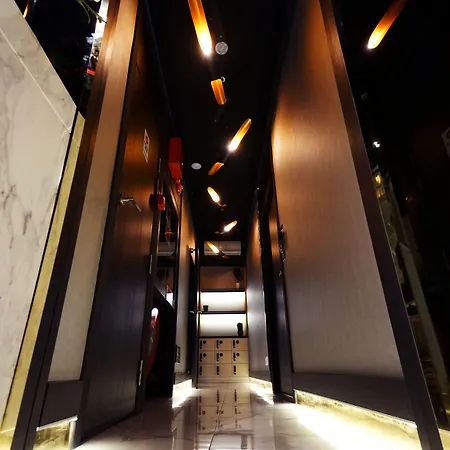 Cube Boutique Capsule Hotel At Kampong Glam-2